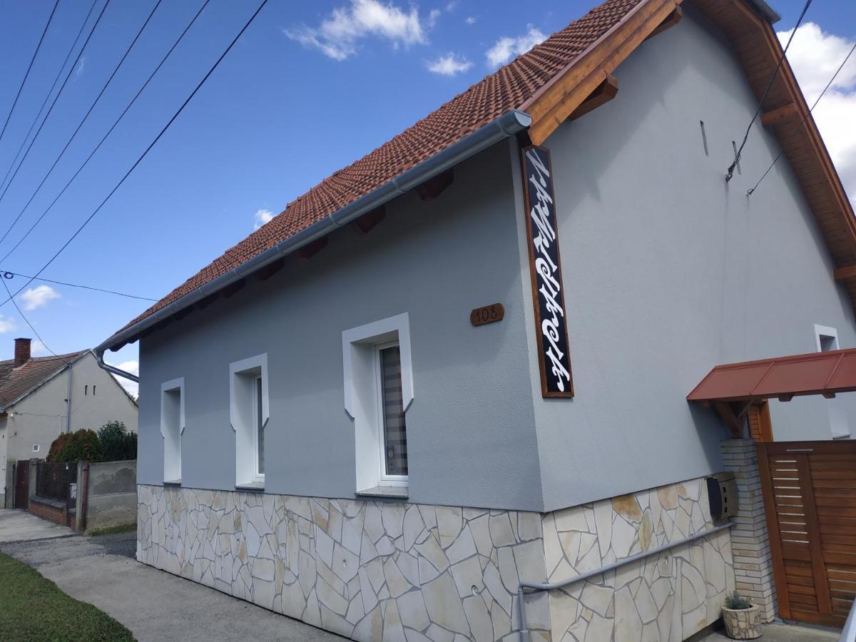 Aranyhal Apartman Sárvár Dış mekan fotoğraf