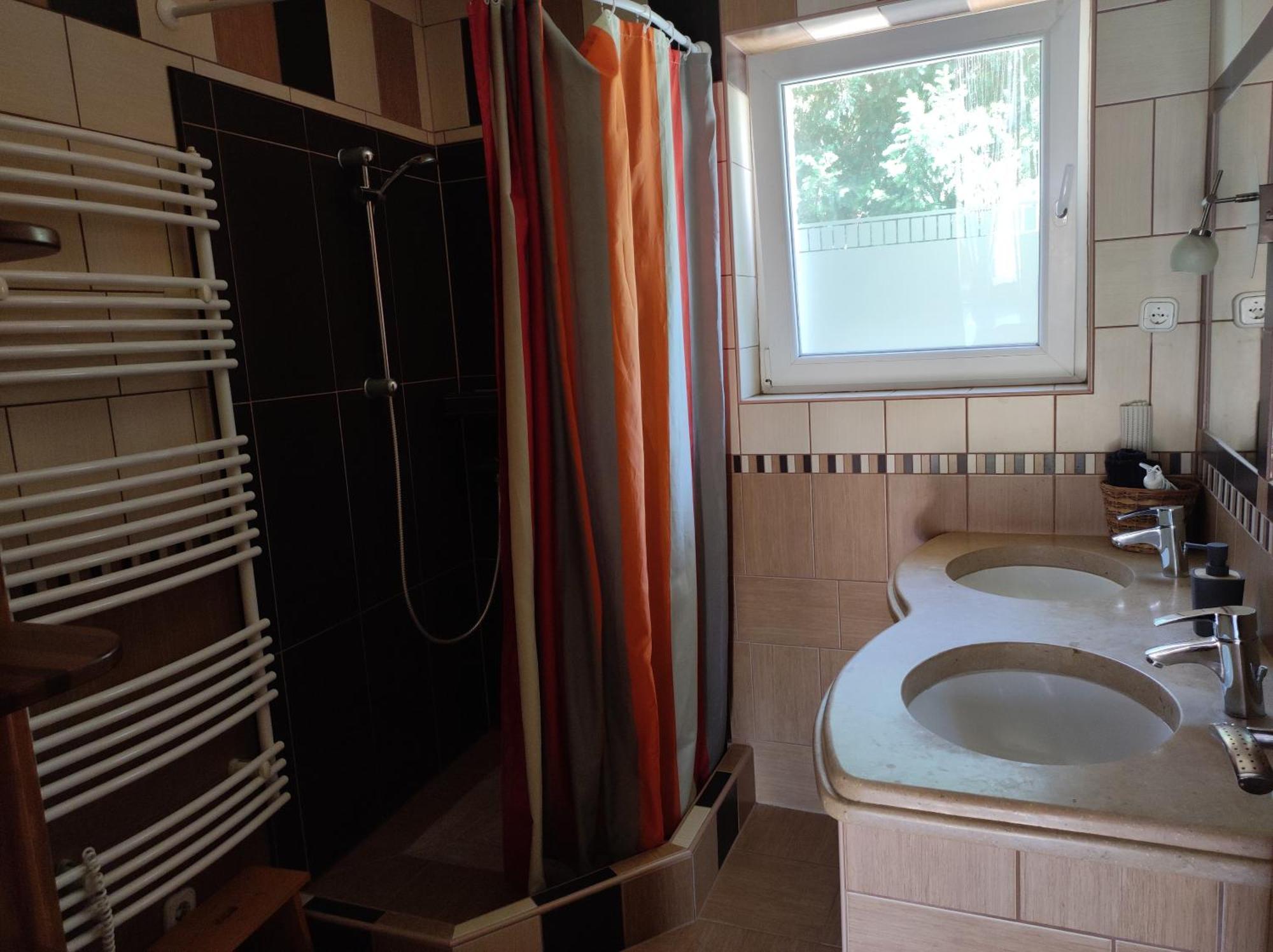 Aranyhal Apartman Sárvár Dış mekan fotoğraf